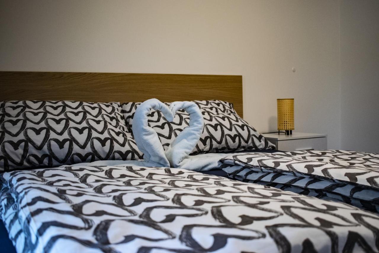 Central Prague Vitkov - Free Parking Екстер'єр фото